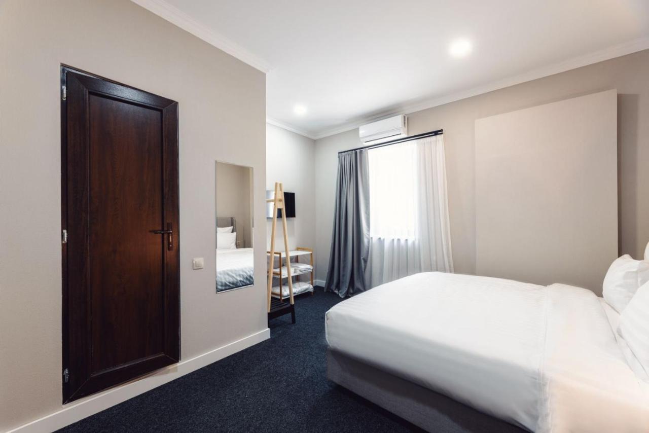 Salve Hotel Tbiliszi Kültér fotó